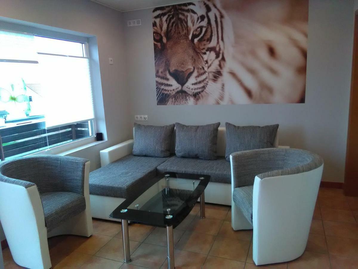 Gaestehaus Kleine Lana Obersuhl Luaran gambar